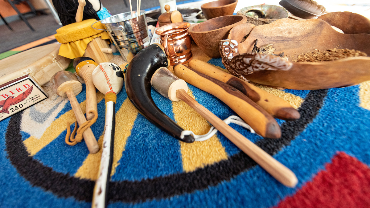 During #MentalHealthWeek we shine a light on Biigajiiskaan: Indigenous Pathways to Mental Wellness. The program provides culturally safe care by combining Indigenous-led, traditional healing &amp; knowledge with hospital-based health care practices. Learn more bit.ly/3yf2LoS