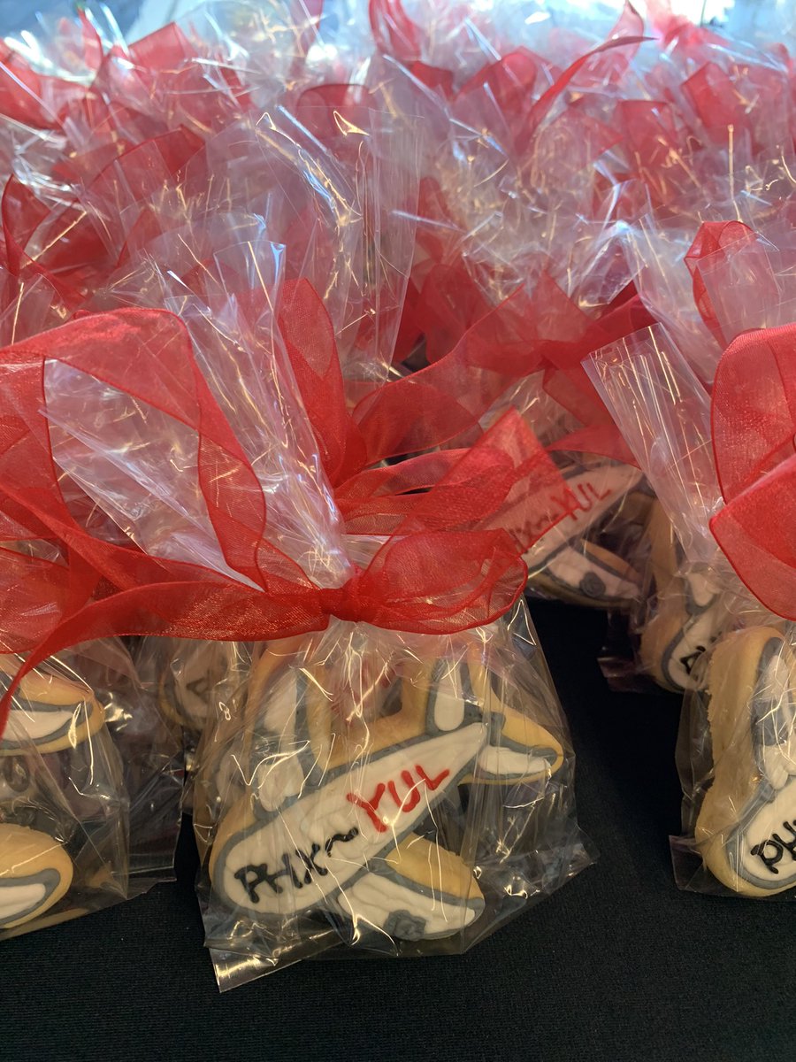 mariagbenson's tweet photo. @georgeferreira5 and I were both honored and thrilled to welcome the inbound YUL-PHX flight, and send off the PHX-YUL re-launch of non-stop service! @PHXSkyHarbor , @AZTourismNews, thank you for your support!  #ACinUSA2022 https://t.co/qdg8UoTEyZ