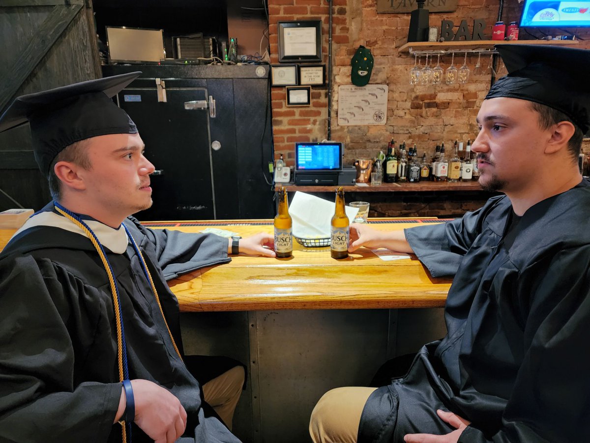 NickolasScott3's tweet photo. What better grad pics than at a bar drinkin @BuschBeer ? https://t.co/qgxzHsBWKt