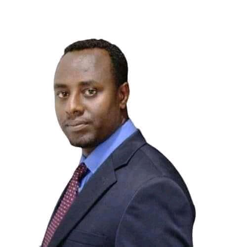Belay_Ma's tweet photo. ጋዜጠኛ ጎበዜ ሲሳይ "የጸጥታ አካላት ነን" ባሉ ሰዎች ከቤቱ ከተወሰደ አራት ቀናት ተቆጥረዋል። ጎበዜ እስካሁን የት እንደታሰረ አልታወቀም። ፍ/ቤት ስለመቅረብ አለመቅረቡ አልተሰማም። ቤተሰቦቹና ወዳጆቹም ተጨንቀዋል። 
ጋዜጠኛ ጎበዜ ሲሳይ የት ነው? https://t.co/87xs0Kurqc