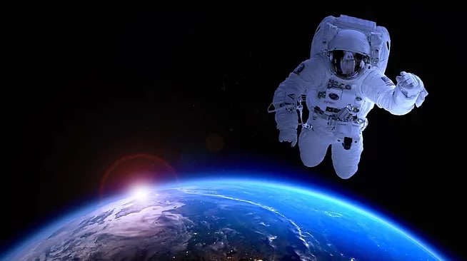 spaceficlub's tweet photo. On April 29, 2022, we received active investment and strategic cooperation from Huntsville Space Club and Polygon Studio, updated and upgraded, officially renamed SPACEFlClUB, and set sail.🚀🚀🚀🚀🚀 https://t.co/pxmLXcFiJx