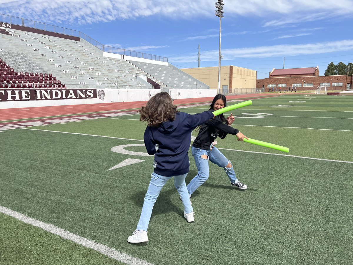 YsletaFire's tweet image. May the 4th be with you AND International Fire Fighter day…The Fire Tech kids just had to!  #FireTechRules #MayThe4thBeWithYou #InternationalFirefightersDay @YsletaHS @yhscte