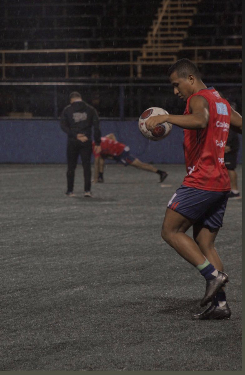 jsosacr24's tweet photo. ¿Que día es hoy?
El día de tu victoria 🙏🏾💙♥️🐂
Vamos, el sueño sigue intacto 🤙🏾
#DiosEnMí #DiosEsMiGuía #VamosQueVamos #JS24 https://t.co/uk6GWVGiXy