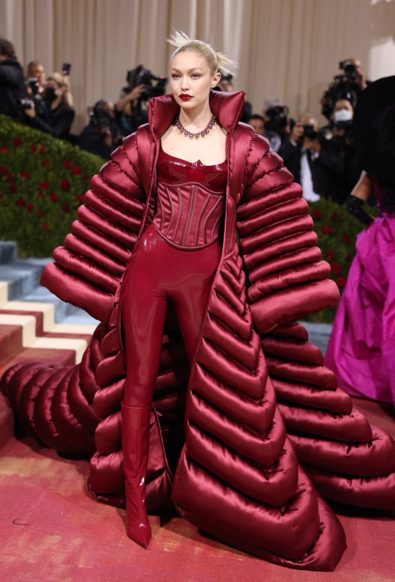 Adarshgpt_'s tweet photo. POV: Indian mom's buying clothes for their children's
#MetGala #MetGala2022 https://t.co/h0bhkmCxwz
