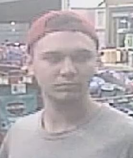 TPD_Robbery's tweet photo. Do you recognize these suspects? On 4/18/22, they entered Speedway Gas Station (7085 E Broadway Blvd) and robbed the employee. If you recognize these suspects please contact 88-Crime. @OperationsEast https://t.co/0C82r0tcXz