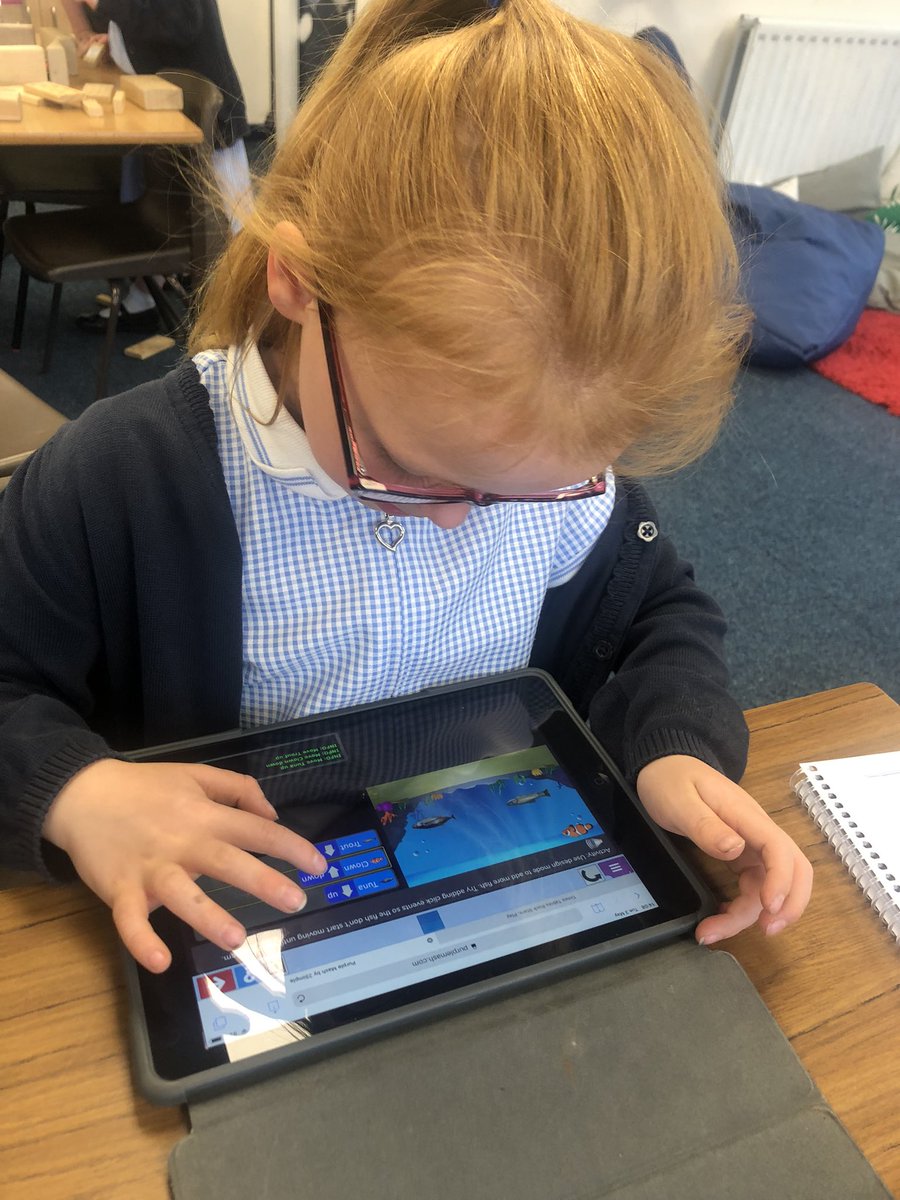 ComberbachMrsSW's tweet photo. Year One are enjoying learning to code using @purpleMash Tricky business, so proud of your determination and perseverance @ComberbachMrsJ_ #ComberbachComputing https://t.co/OXS9XnxLZS