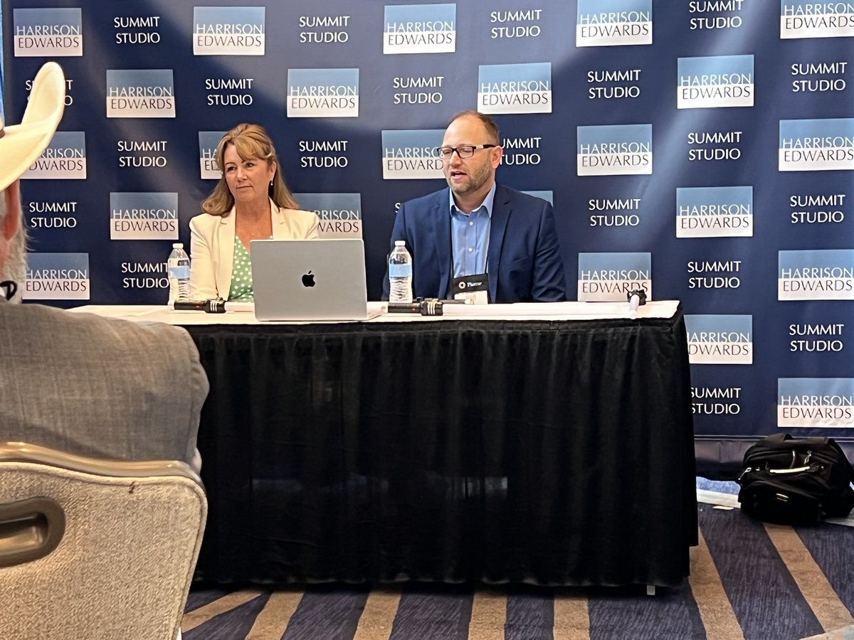 PodcastBunch's tweet photo. Roger Timmerman and Barbara Hayes discuss the historic California Partnership with @UTOPIAFiber to help develop and operate a municipally owned Open Access Network in California's 38 rural counties. #broadband #ruralbroadband #california https://t.co/bBDTzLgCal