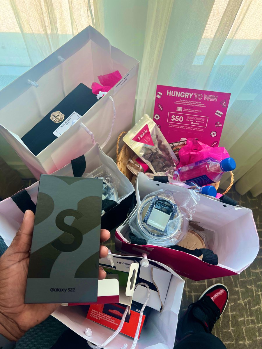 Overwhelmed with all the gifts #WC22