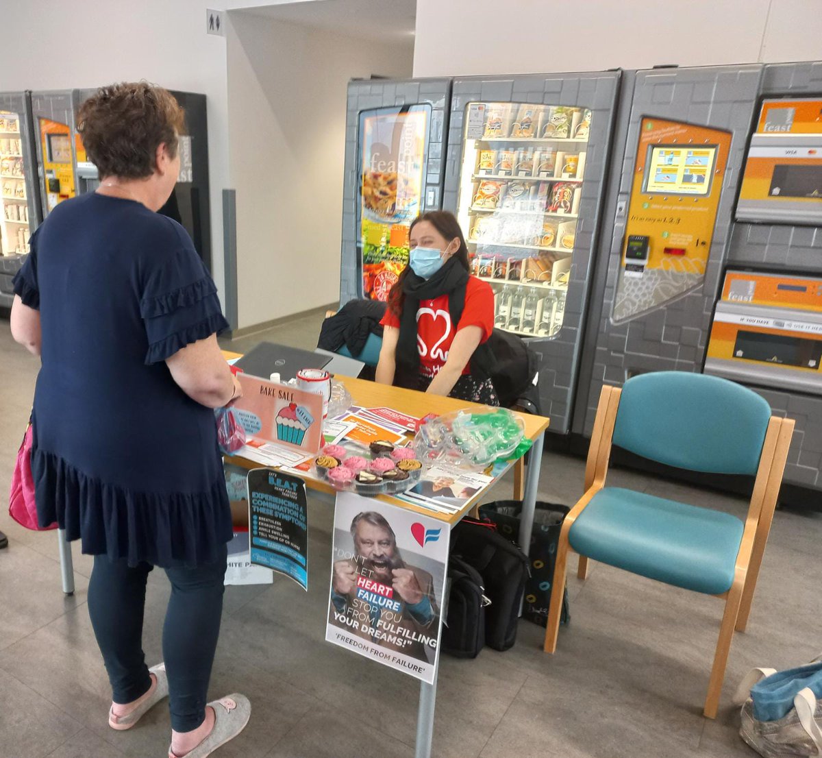 LedAbuhb's tweet photo. Day 2 of the #HeartFailureAwarenessWeek in the @AneurinBevanUHB. Today we were in the Grange, Nevill Hall and Ysbyty Ystrad Fawr Hospitals. Tomorrow we are off to Cardiff Bay to complete a walk to raise money #nhs #heartfailure @karenlhazel @Edmunds1Linda @Alexarosie @Mabey818 https://t.co/9yS93Atzrx