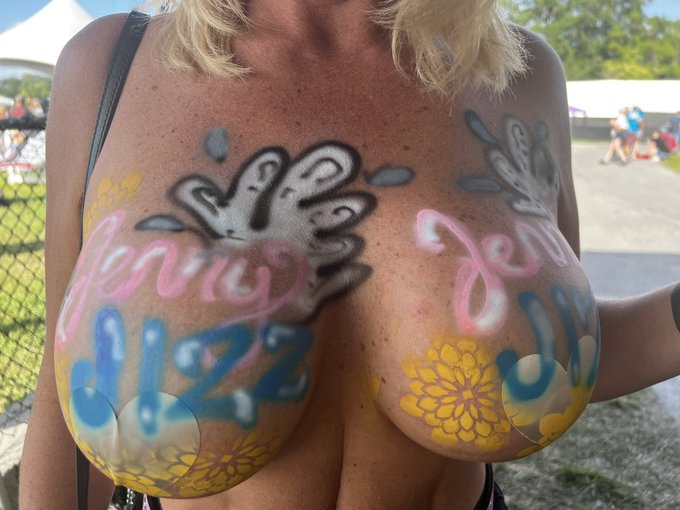 Let&rsquo;s turn the fuck up!!! #HappyHumpDay Shout out to my #Bestie  #JennyJizz  xoxo https://t.co/X8SlA<a href="/tag/happyhumpday"class="tags">#HappyHumpDay</a><a href="/tag/bestie"class="tags"><span>#bestie</span></a><a href="/tag/jennyjizz"class="tags"><span>#jennyjizz</span></a>