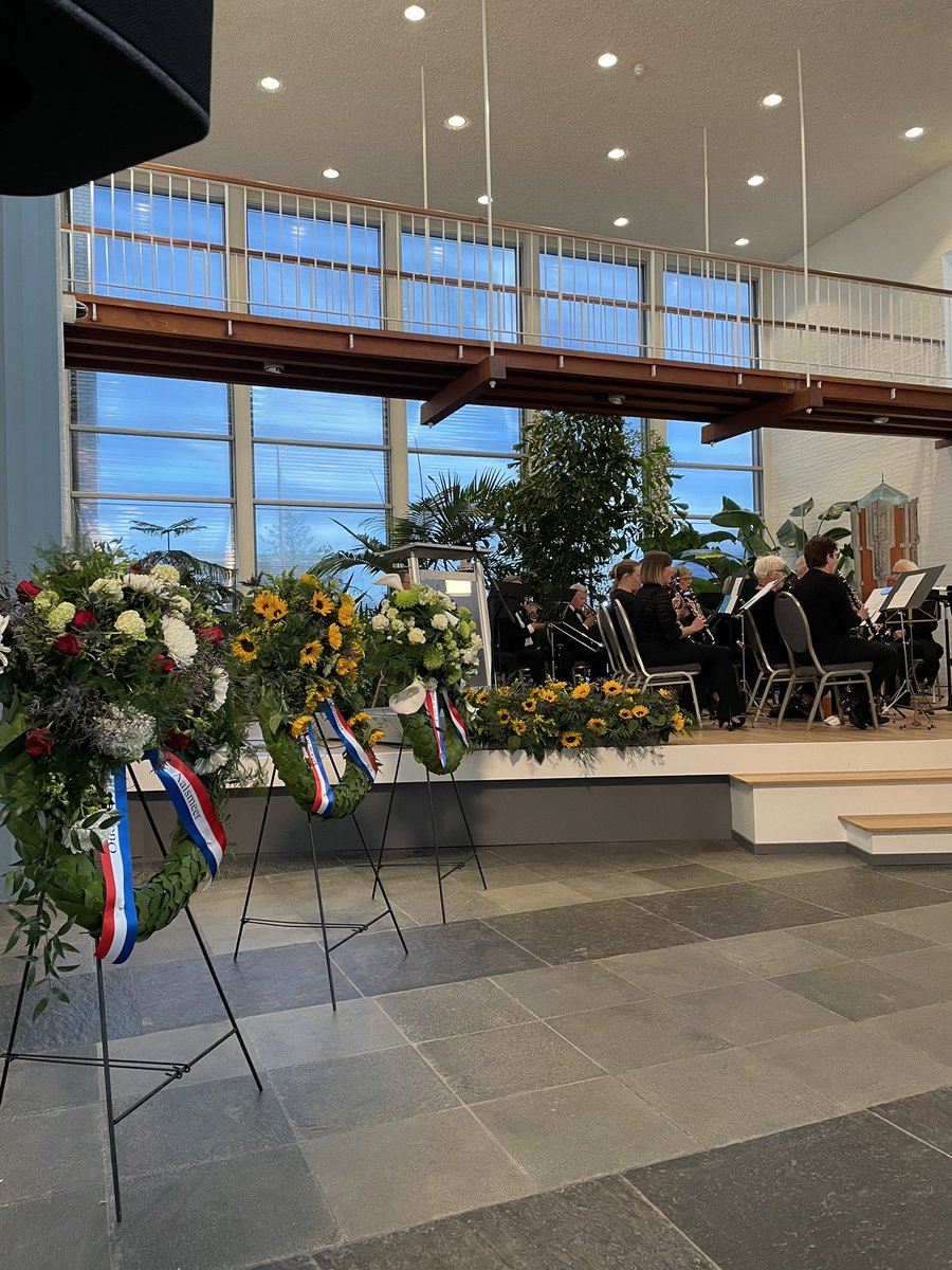 #Dodenherdenking vanuit gemeentehuis <a href="/Aalsmeer_NL/">Gemeente Aalsmeer</a>