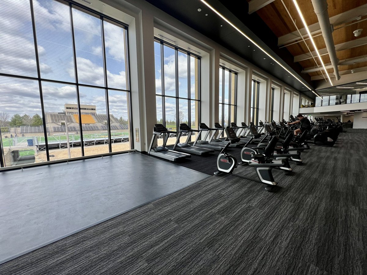 Opening day for the new Lund expansion!! We are pumped! 

#GET #gogusties