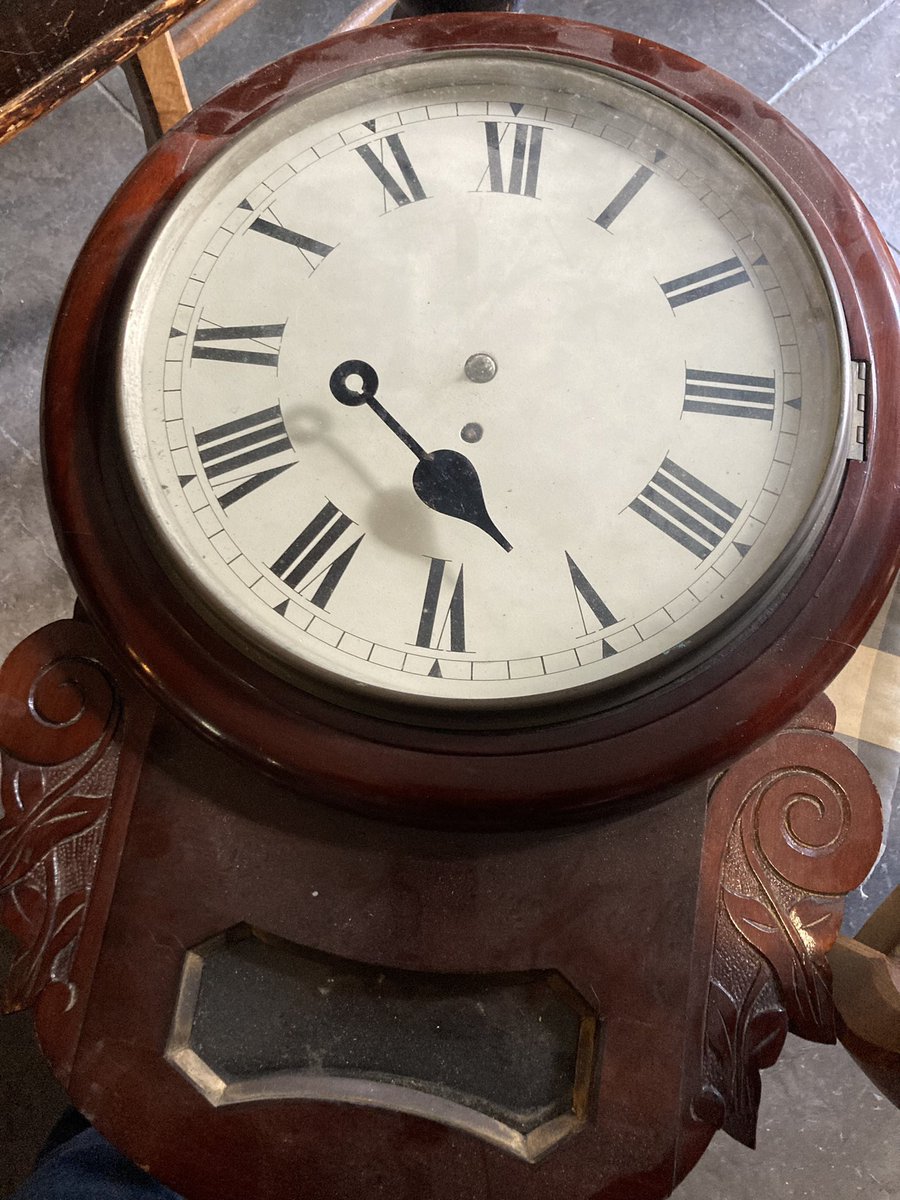 Marc_Allum's tweet photo. I love a bit of random skip diving and today a lucky haul offered up a Victorian wall clock and a nicely broken-in £350 pair of R.M. Williams Chelsea boots….amazing what people chuck out! #skipdive (And they fit!) https://t.co/MGdyTUd4vf