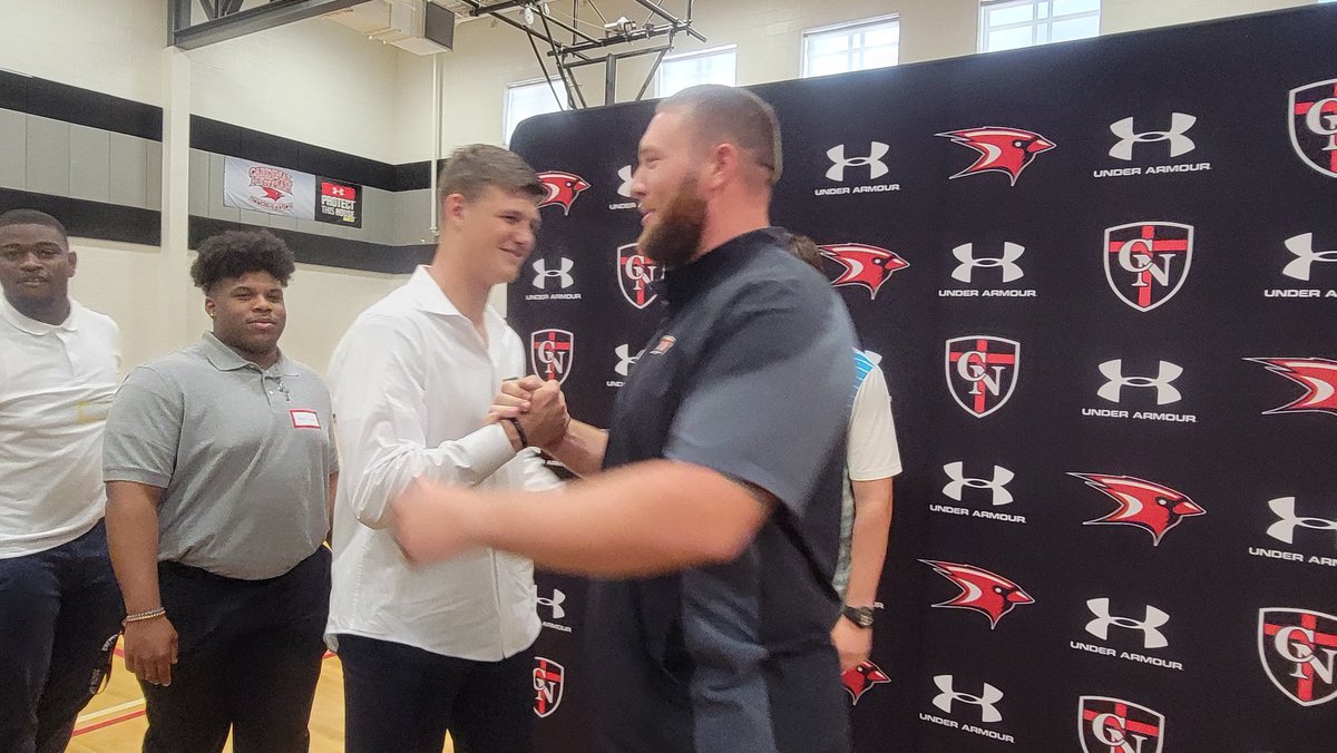 Lou Bezjak tweet media