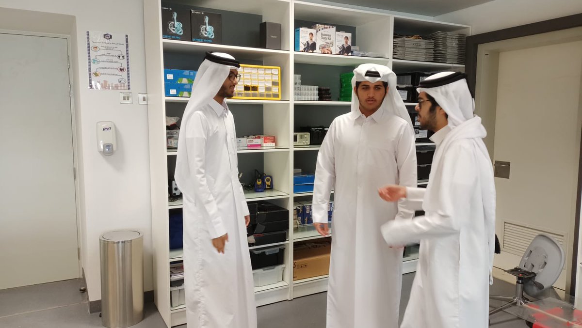 Zer01ne's tweet photo. التجهيز لمشروعنا المبتكر

Preparing for our innovative project https://t.co/OIZte2YoNT