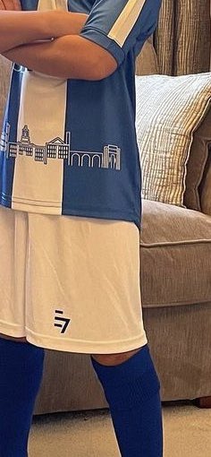 eighteen70uk's tweet photo. Sublimation is perfect for subtle customisations and with unlimited colours and free design service at a price that won’t break the bank, why would you choose from a brochure?
#stockport #proud #plaza #townhall #hatworks #viaduct #football #MayThe4thBeWithYou https://t.co/VPaWIhPv2i