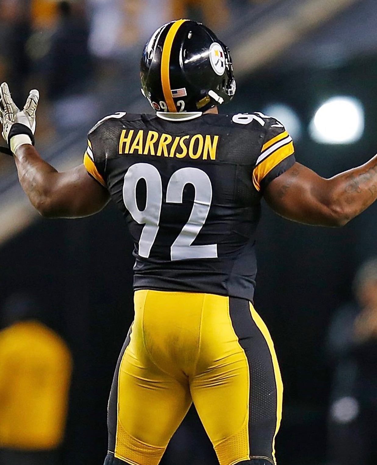 Happy birthday to the Steelers legend James Harrison!!    