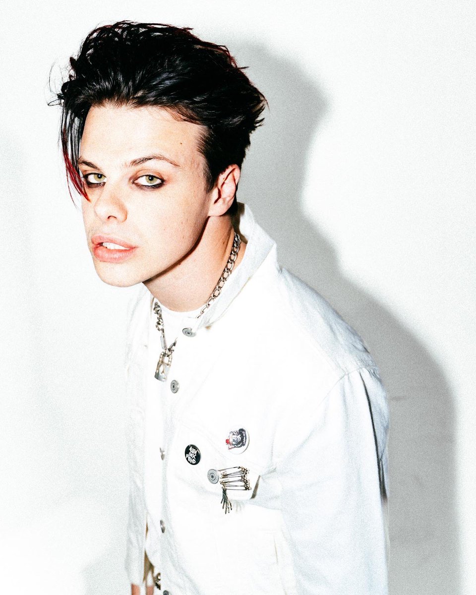 yungblud's tweet photo. https://t.co/glVQQTDBNy