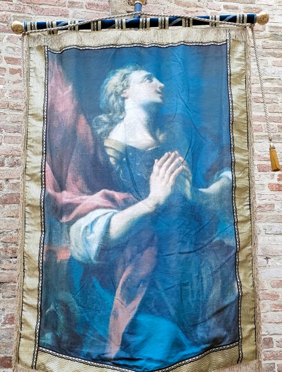 Dopo 2 anni di stop forzato, torna oggi la "Scampanada de San Fiorà", con la quale si celebra la strepitosa vittoria del santo contro il demonio, a "passo di corsa" #RinasciPalio #paliosanfloriano <a href="/San_Floriano/">Palio di S. Floriano</a> <a href="/JesiCultura/">Jesi Cultura</a> <a href="/MarcheTurismo/">RegioneMarcheTurismo®</a>