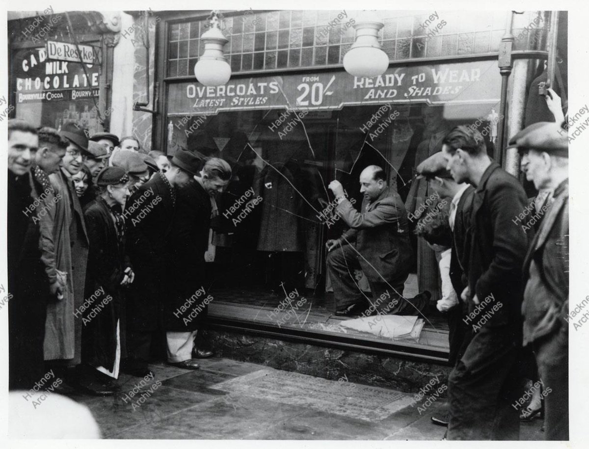 soxgnasher's tweet photo. Following a BUF Political meeting in Victoria Park and aftermath of subsequent riots. Jewish shops in Hackney had windows smashed 1936 https://t.co/7OyfbPJpaD