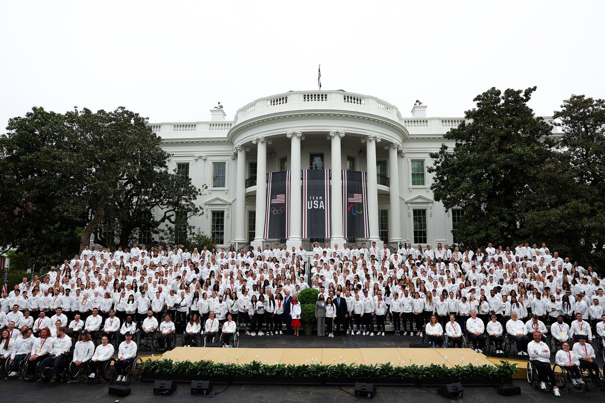 .<a href="/TeamUSA/">Team USA</a> in THE house. 🇺🇸

Around 600 members of the U.S. Olympic and Paralympic teams from the Tokyo and Beijing Games visited the <a href="/WhiteHouse/">The White House</a> today.