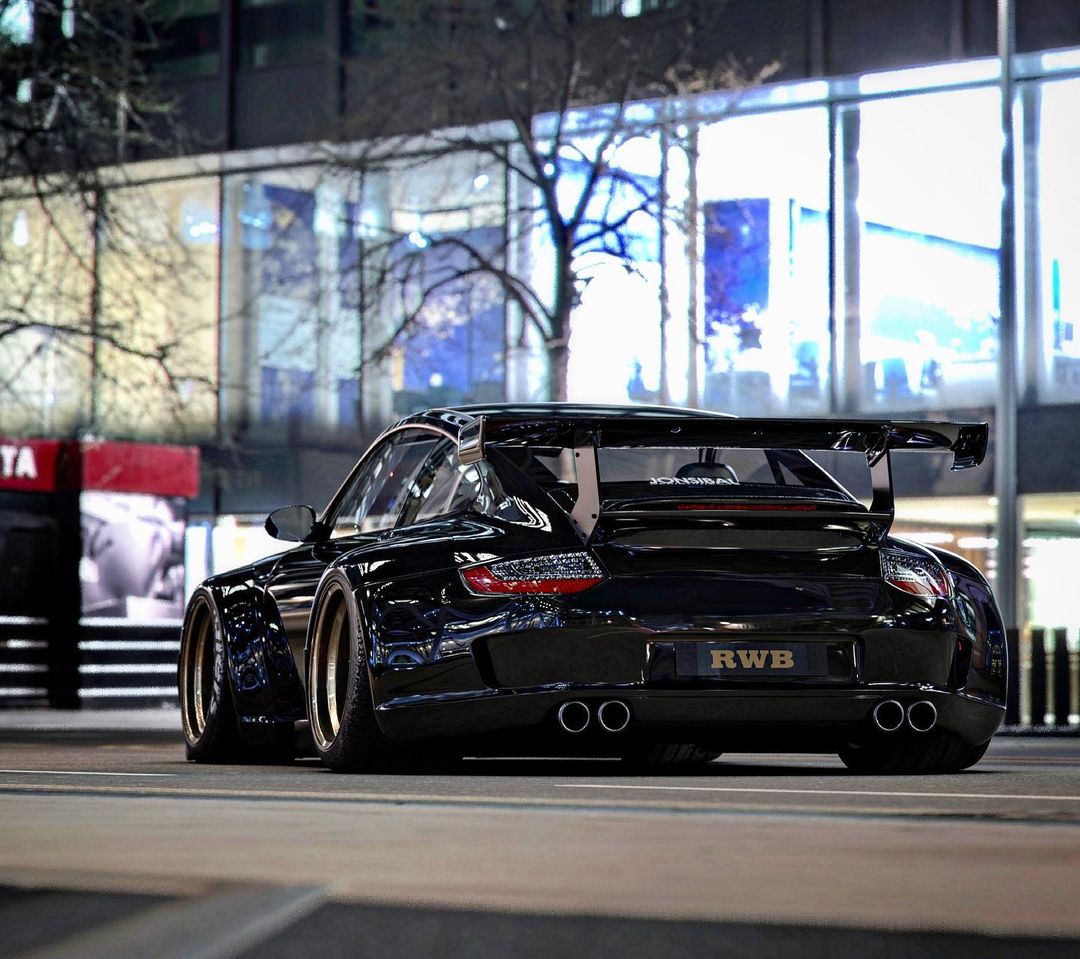 The KurumaNFT x <a href="/JonSibal/">jon sibal</a> Exclusive Collab will feature 200 Unique NFTs just like the artwork you see here... and it's coming very soon! 

Get the Pit Pass for WL at kurumanft.com 
#911 #nft #nftcommunity #nftminting #porsche #rwb