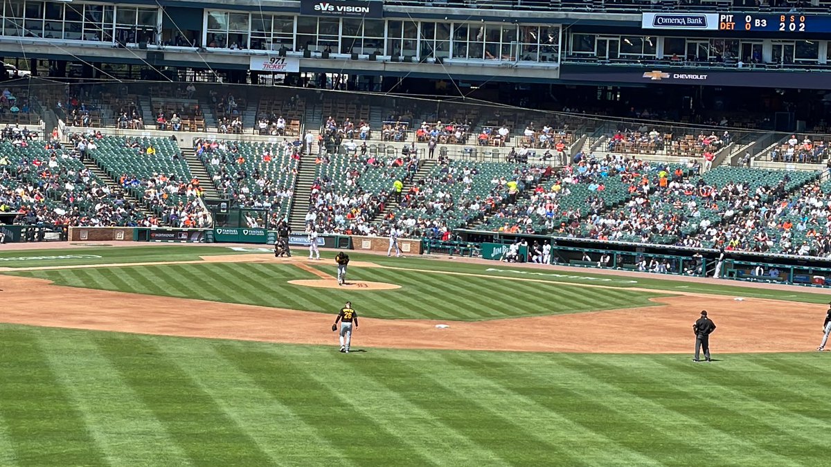 Melanie Jones tweet media