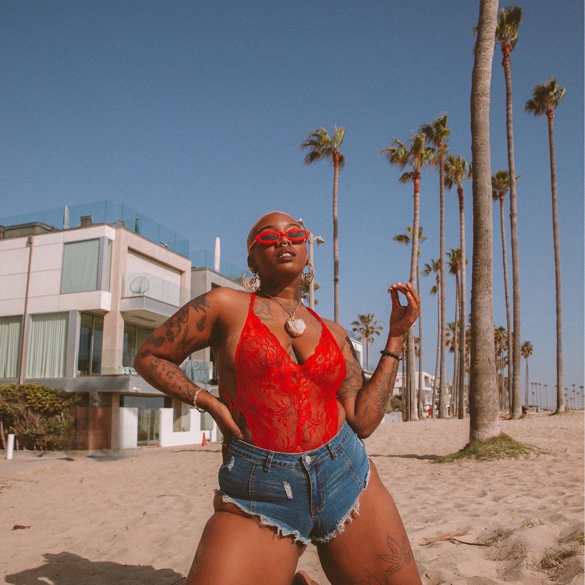 29 &amp; fine ✨😍