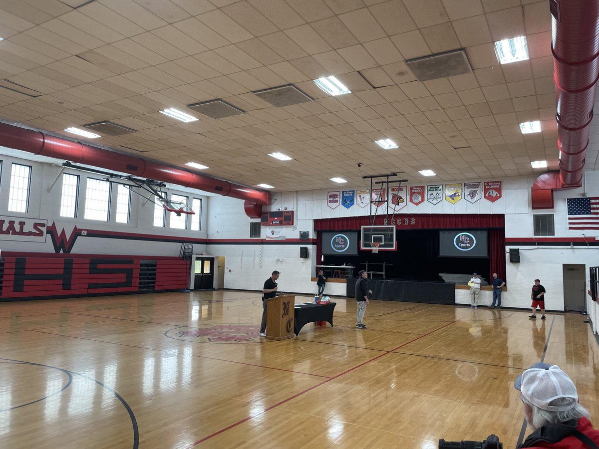 ⁦<a href="/JhNcelem/">AronSpicer_NCELEM/JH</a>⁩ Jr High Sports Awards program #NCPride #NCProud Thank you for representing  <a href="/Cusd25/">North Clay CUSD #25</a> #GoIndians