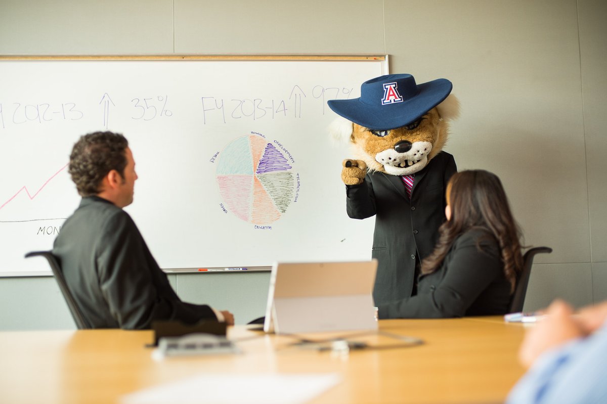 Tuesday, May 10 at 12:00 pm
Brian Ellerman '00 '21 will talk about the many programs and resources to support Wildcat entrepreneurs and answer questions you have about establishing your own entrepreneurial journey.
Register today: bddy.me/3v3bqc9
<a href="/BrianLRMan/">Brian Ellerman</a>