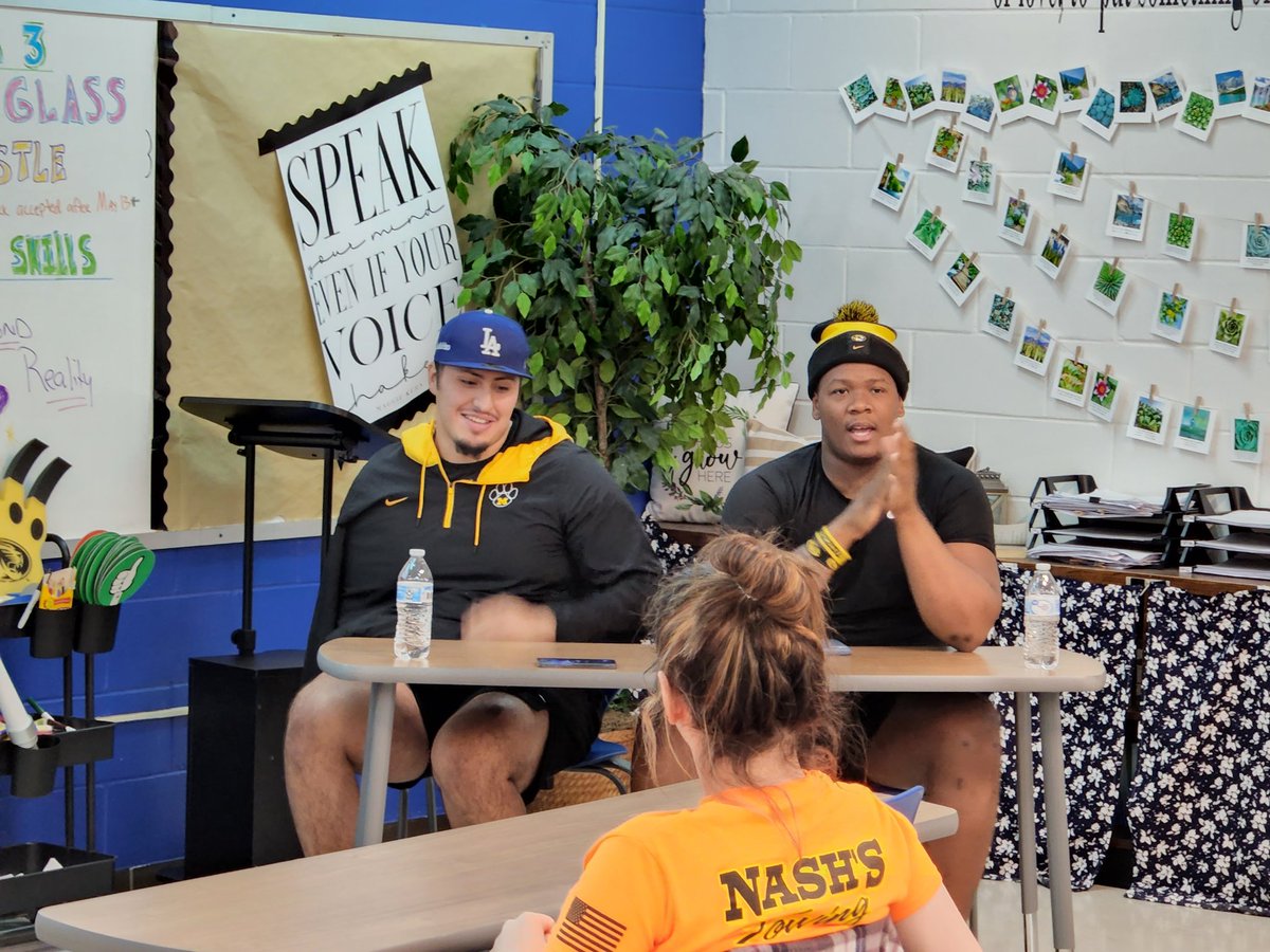 KJFMLR's tweet photo. EdCamp is in full swing this afternoon! All kinds of sessions for students!
Investing 101
American Sign Language
Using Social Media for Personal Branding
90s Pop Culture Trivia
Mug Cakes
Traveling Abroad
Employability Skills https://t.co/nqWXwtKWk6