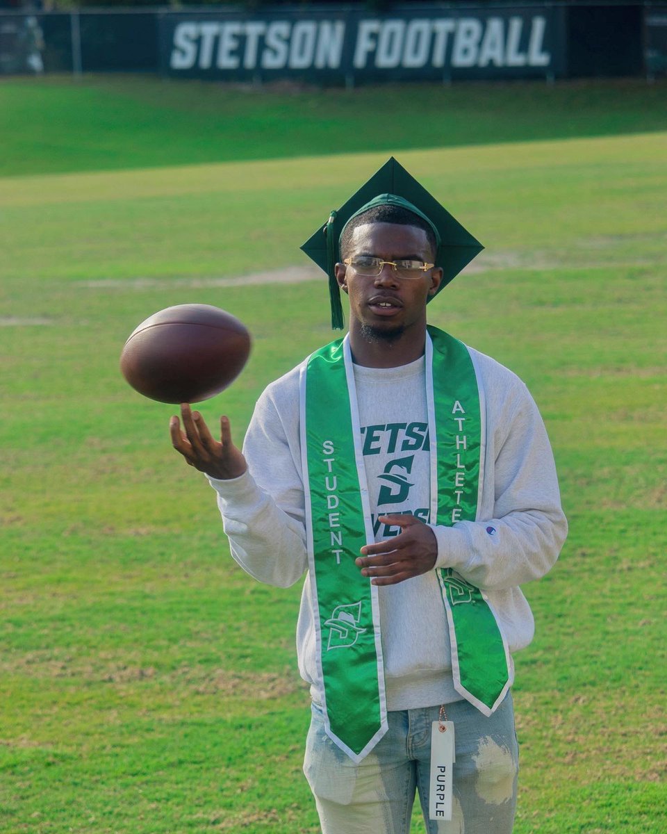 begreat7_'s tweet image. #BlackMenGraduate 👨🏾‍🎓