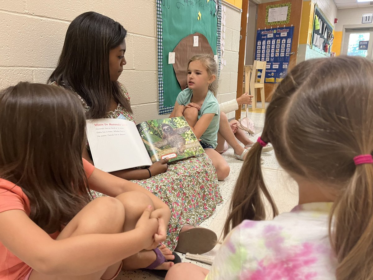 Learning with Ms. Pough is so much fun! <a href="/hecorleyelem/">H.E. Corley Elem</a> #HECMontessori #HECLeads #teacher #education #Montessori #teach