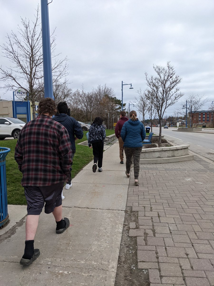Getting active by going out for a walk! #SCDSBMentalHealthWeek #WalkingWednesday <a href="/SimcoeShoresSS/">Simcoe Shores SS</a>