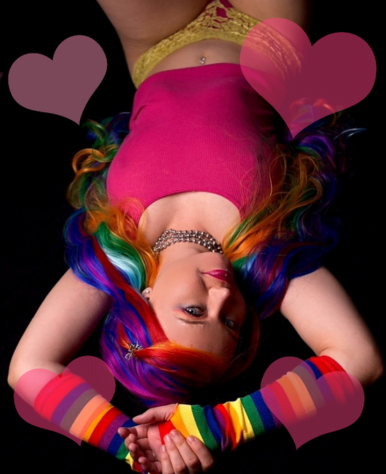 Il ne reste que 3 heures pour particip&eacute;! Votez et recevez des prix! Concours manyvids jaune!  @manyvids<a href="/tag/mvpromo"class="tags"><span>#mvpromo</span></a>