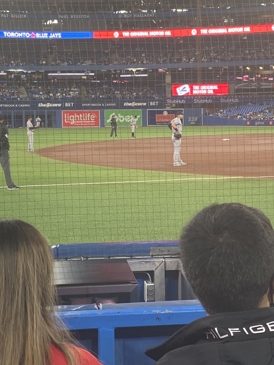 biggles14's tweet photo. Best views in baseball #JDsBackyard @BringerOfRain20 https://t.co/ctsnCSt4Ai