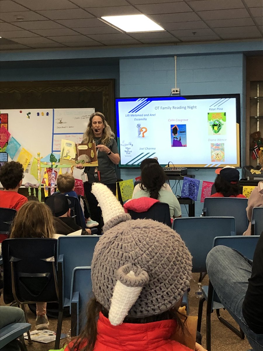 ❤️📖❤️Family Reading Night <a href="/otmonarchs/">Oak Terrace School</a> in the <a href="/OTLibrary/">Oak Terrace Library</a> with <a href="/kayepina/">Kaye Piña</a>