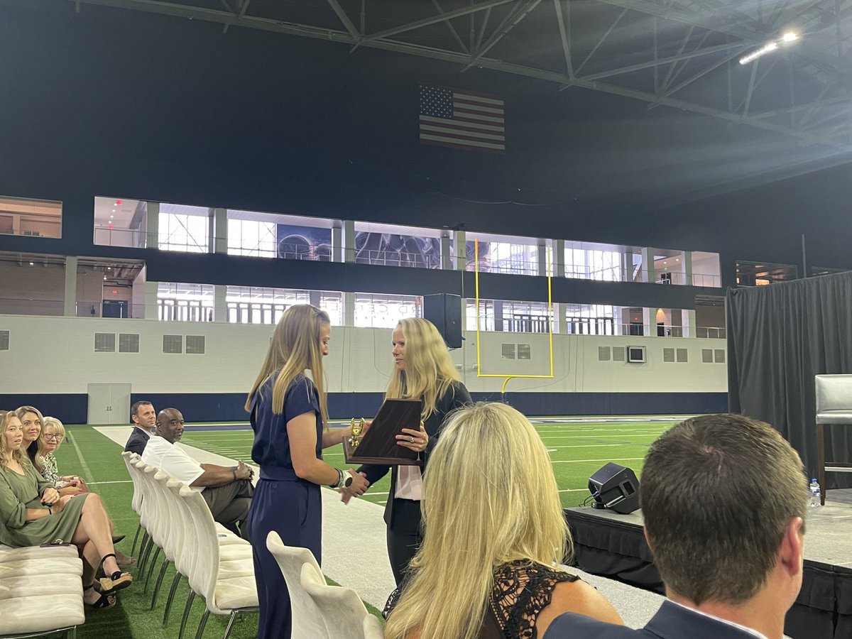 CONGRATULATIONS Coach Andrew on being named the middle school volleyball coach of the year by <a href="/AustinTGCA/">TGCA</a>!!! <a href="/MausAthletics/">Maus Athletics</a>