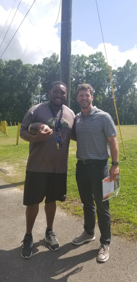 Thank you to <a href="/Coach_Grisham/">Tyler Grisham</a> of <a href="/ClemsonFB/">Clemson Football</a> for stopping by Trojan Trail to evaluate our student athletes!
#RecruitLincoln⚔️ #Allin🧡💜
<a href="/tysonjimmie/">jimmie tyson</a> <a href="/MrEliDubble/">Coach Eli Will</a> <a href="/daboswinney/">daboswinney</a> <a href="/Sage_Ennis/">Sage Ennis</a>