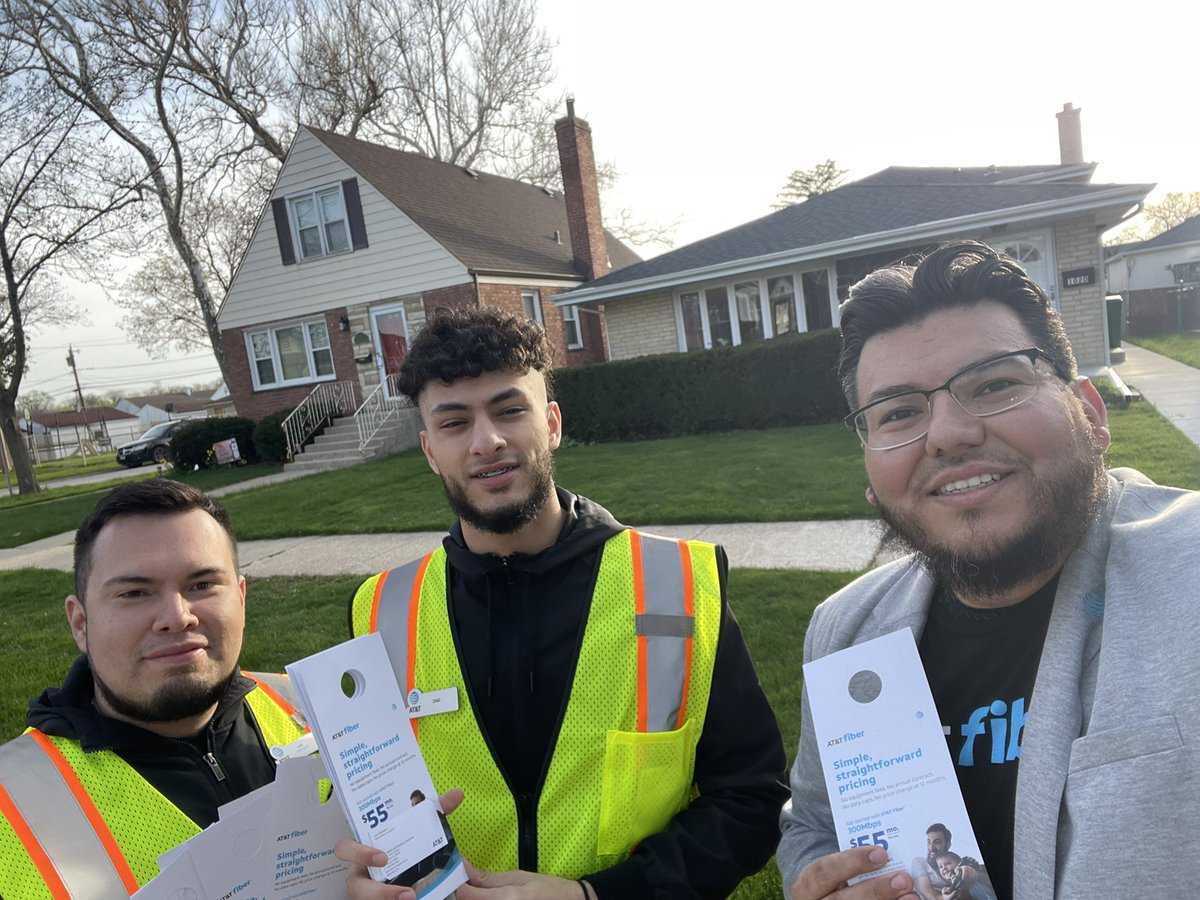 Karel Moran (@att_karelmoran) on Twitter photo The force was strong with us today! Educated our customers and closed 12 broadband!! #makingwaves <a href="/TomMonahan10/">Tom Monahan</a> @joe_boxer44 <a href="/TanaviaR/">TanaviaRoach</a> <a href="/OkoroLeslie/">Leslie okoro</a> <a href="/robertflagship/">Robert Gilberd</a> <a href="/LorenMiller2004/">Loren Miller</a> <a href="/GreaterLakesMkt/">Greater Lakes Market 🌊</a> The force was strong with us today! Educated our customers and closed 12 broadband!! #makingwaves <a href="/TomMonahan10/">Tom Monahan</a> @joe_boxer44 <a href="/TanaviaR/">TanaviaRoach</a> <a href="/OkoroLeslie/">Leslie okoro</a> <a href="/robertflagship/">Robert Gilberd</a> <a href="/LorenMiller2004/">Loren Miller</a> <a href="/GreaterLakesMkt/">Greater Lakes Market 🌊</a>