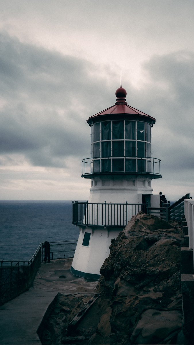 Point Reyes Light House! Keeping it moody!😌
