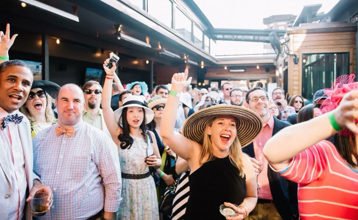 swizzlechill's tweet photo. Jack Rose prepares 10th Annual Derby Day Party + Viewing  https://t.co/YZlDbEQ9fs #kentuckyderbyday #adamsmorgan #derbydayparty @JackRoseinDC #dcbars #dcparty #runfortheroses https://t.co/oqJ2v66ZfE
