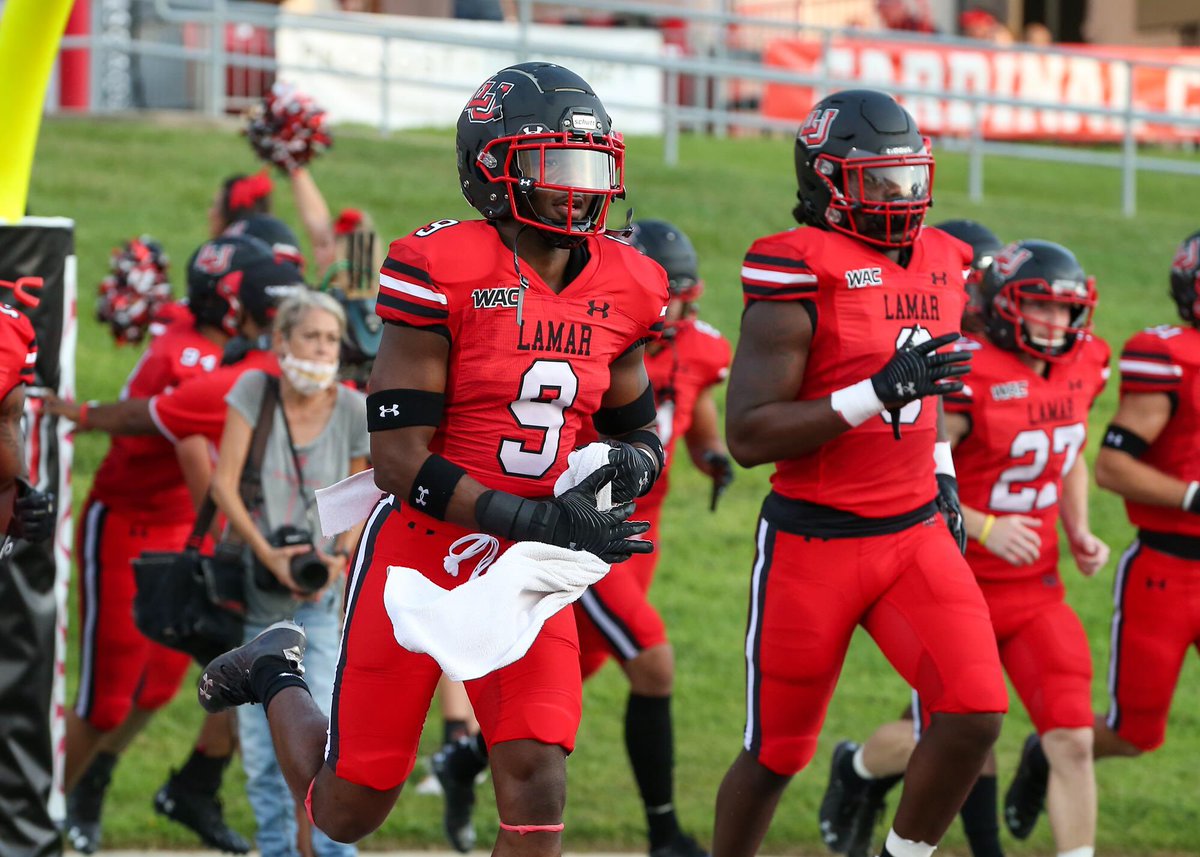 mason_mcspadden's tweet photo. After a great conversation with @ScottThiessen15, I’m thankful to receive a D1 offer to Lamar University! #WeAreLU @LamarFootball https://t.co/46ybQv567F