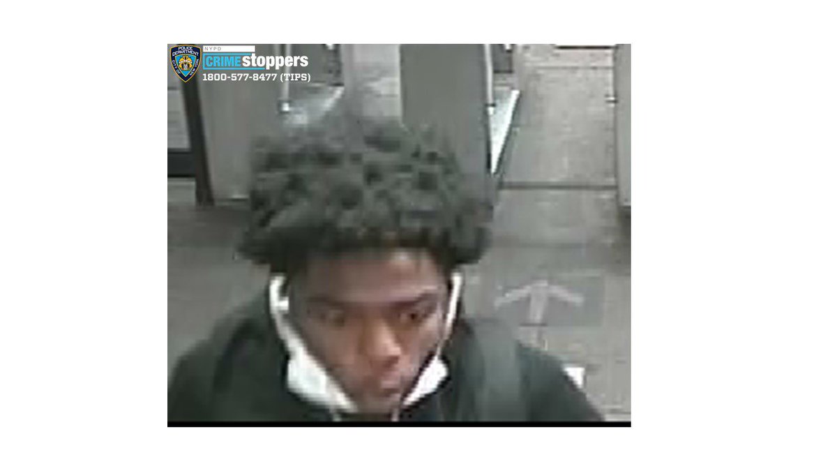 MrAndyNgo's tweet photo. .@NYPDTips is seeking the identity of a black male suspect in a brutal Manhattan robbery attack on April 14 at the 145 St north C train platform. The suspect hit a 50-year-old victim on the head with a glass bottle &amp; shoved him down the stairs. Share info at 800-577-TIPS. https://t.co/klcI8MQX7m