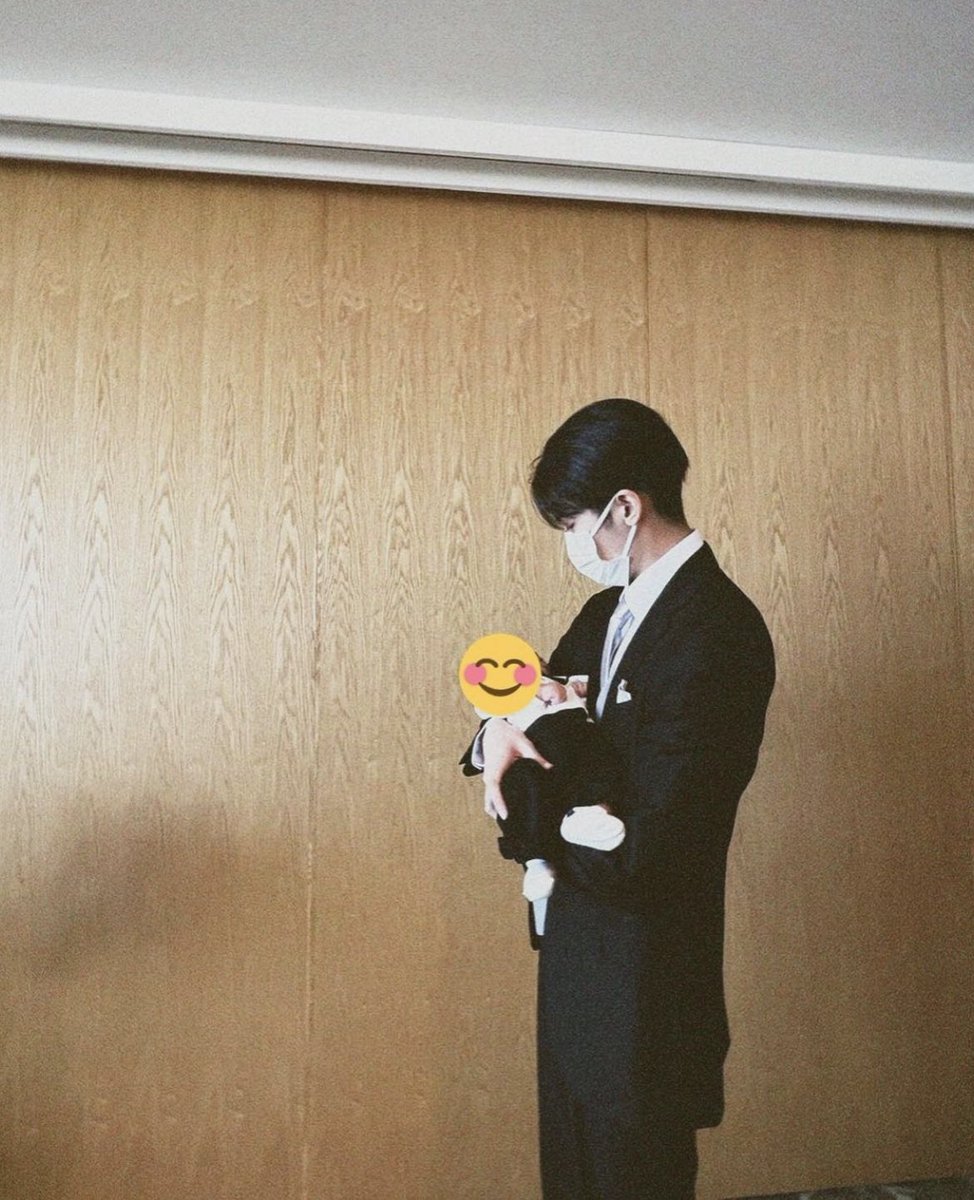 moonshotyt's tweet photo. 어린이날 축하해요 🖤 https://t.co/kzCOfTAROz