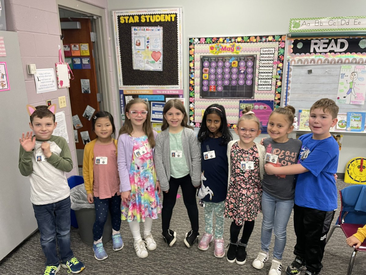 Dress like an Erickson teacher! Or the teacher’s cats! 😻 #TeacherAppreciationWeek