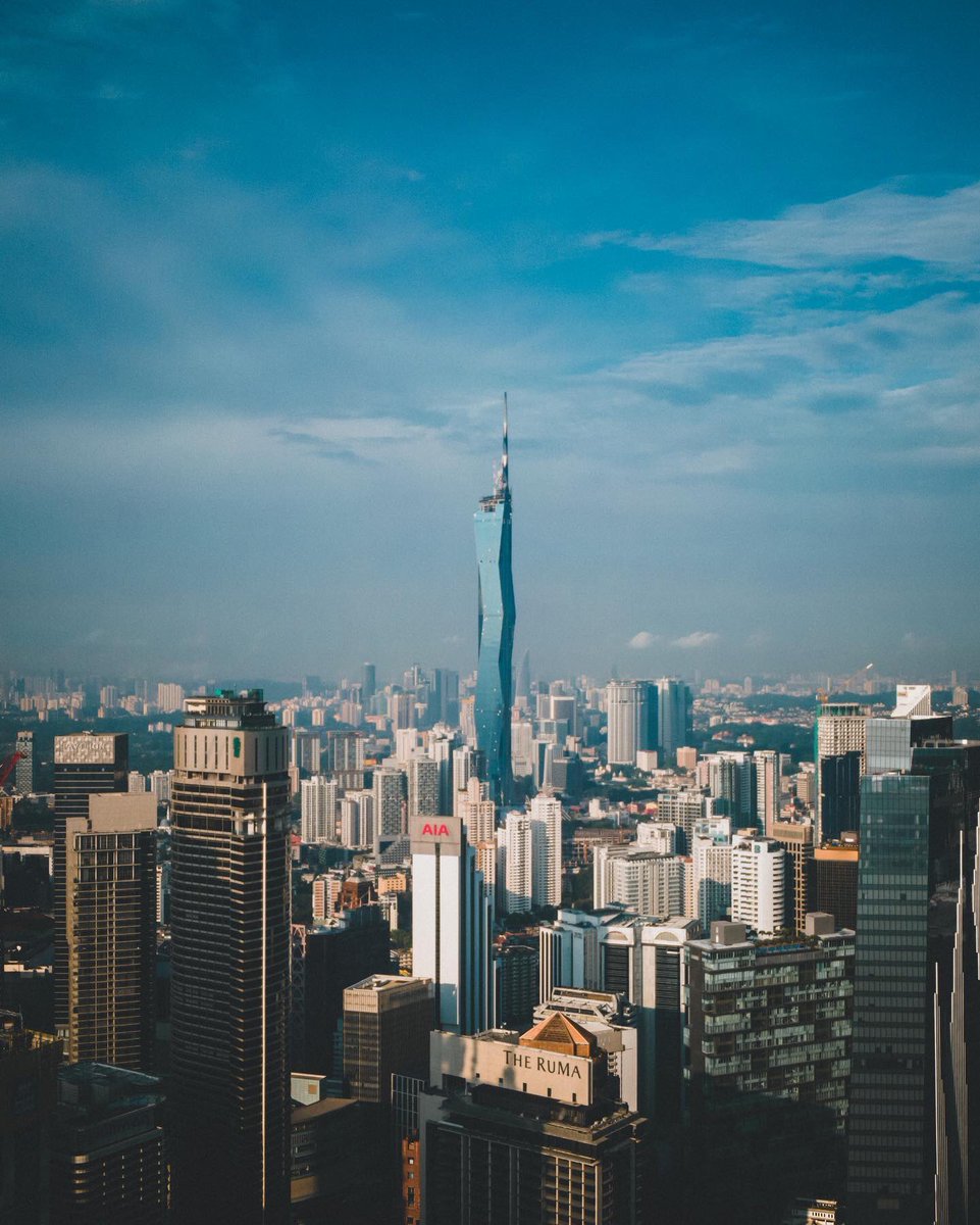 “Everything you can imagine is real.”
📸 IG Photo Credit: @yihchang
#kreativerklubkl #kreativerklub #kualalumpur #dji #djimalaysia #djiglobal #droneglobe #dronepals #dronephotography #droneoftheday #merdeka118 #petronastwintowers #malaysiatrulyasia #visitmalaysia #archictecture