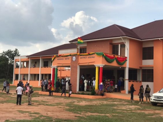 bra_louis's tweet photo. Nkoranza North District gets new Assembly block .#YourTaxesAtWork #BuildindGhanaTogether https://t.co/kKrS0c1MP7