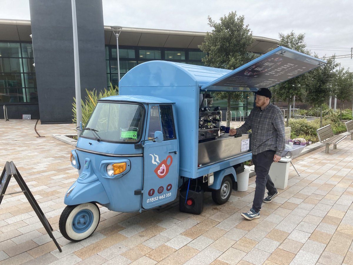r_bircher's tweet photo. Great tea from the Tuk Tuk at Stockport Station. Lovely small business. #tea https://t.co/evatPJPsLb