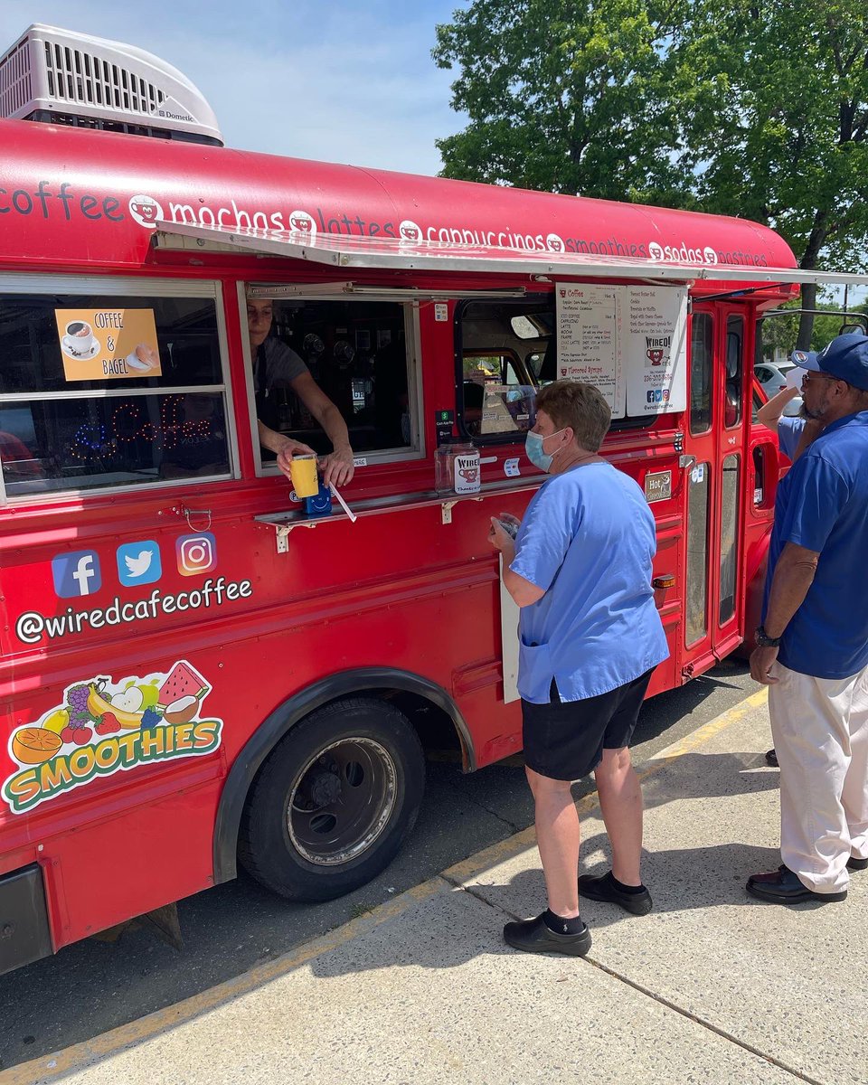 GrahamRedDevils's tweet photo. Day 3 of #TeacherAppreciationWeek! Halfway through the week requires a little pick-me-up, so thank you so much to Wired Cafe Coffee Bus for providing just that! #GrahamGreat #NeedCoffee https://t.co/WSfpsVXmPV